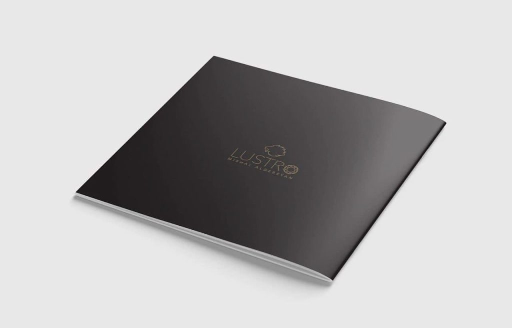 بروشور مشکی با سبک مدرن